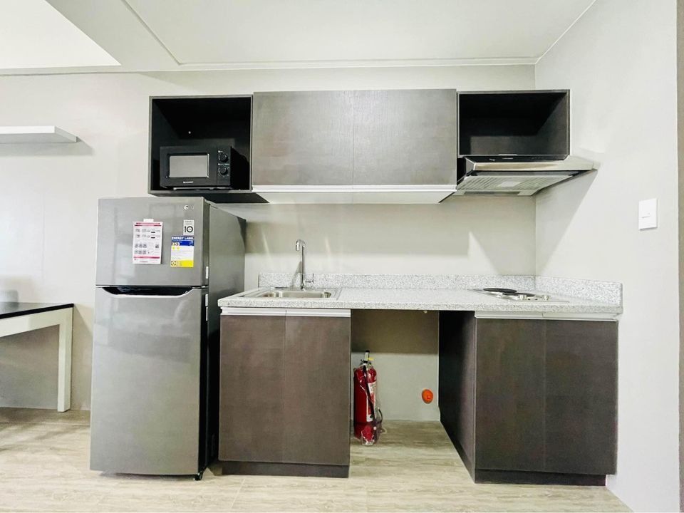 Condo Unit For Rent - 18th Floor at Torre Lorenzo Loyola05
