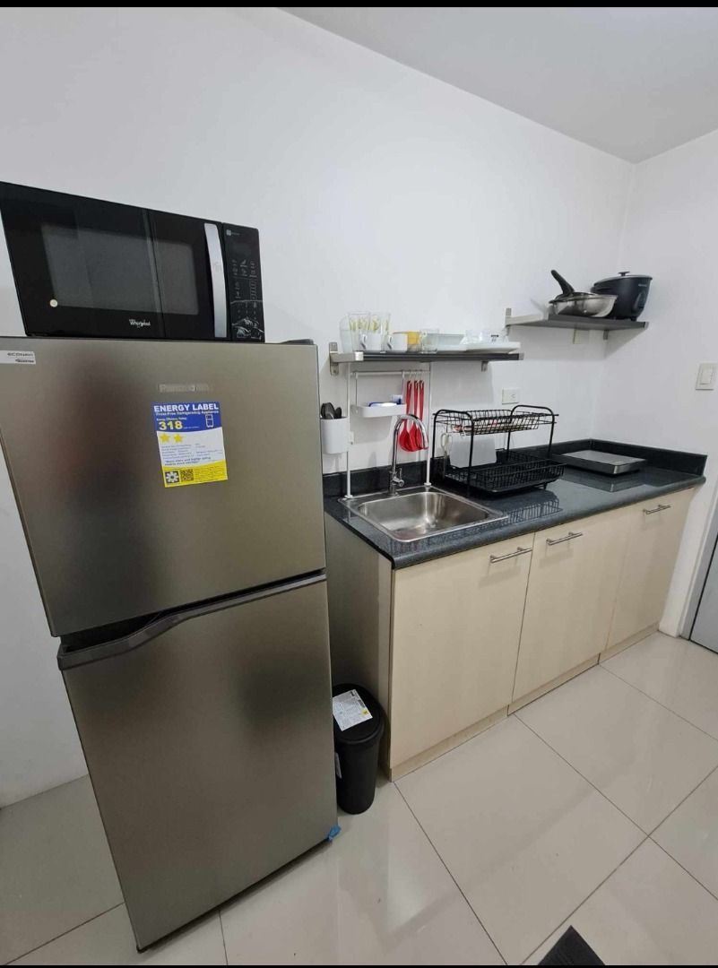 Condo Unit For Rent - 10th Floor at Berkeley Residences08