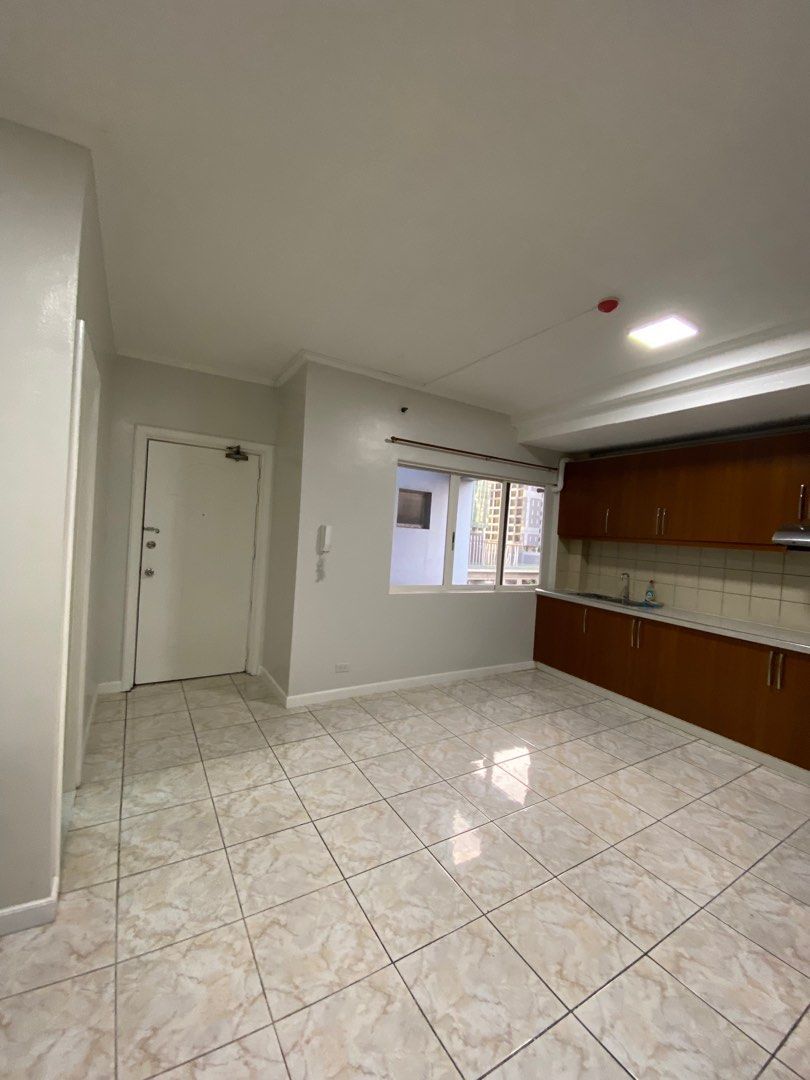 Condo Unit For Rent - 5th Floor at Crowne Bay Tower05