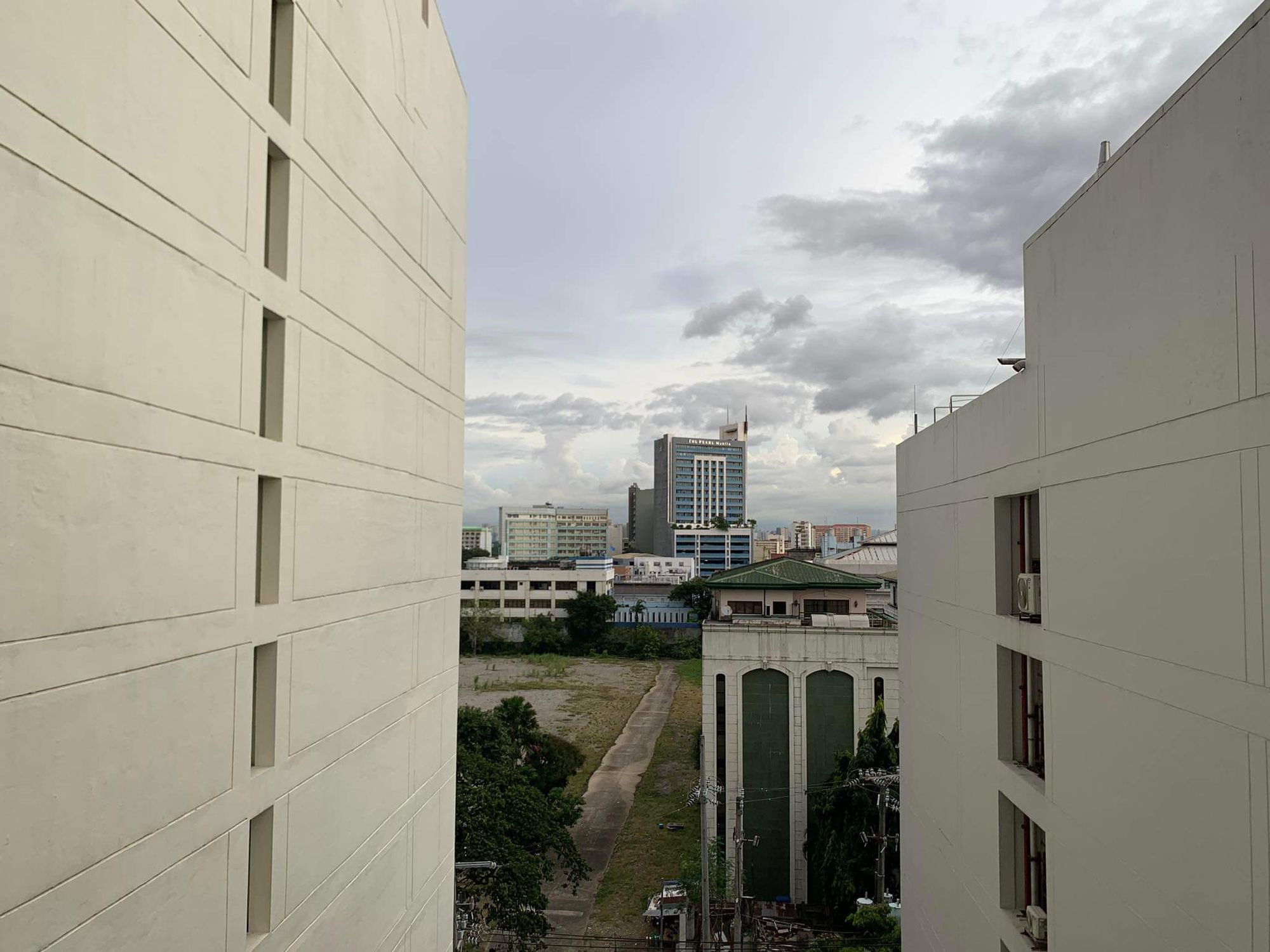 Condo Unit For Rent - Unit 808 at Manila Executive Regency03