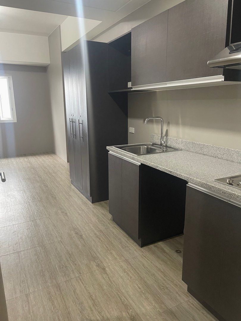 Condo Unit For Rent - 20th Floor at Torre Lorenzo Loyola04