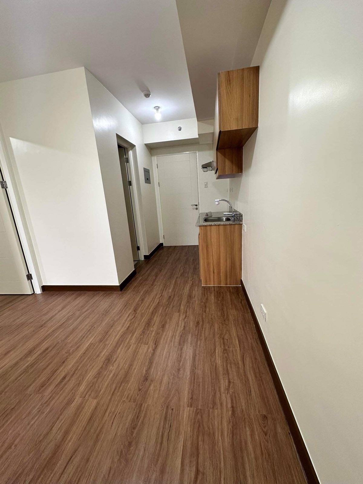 Condo Unit For Rent - 19th Floor Celeste Building at Prisma Residences09