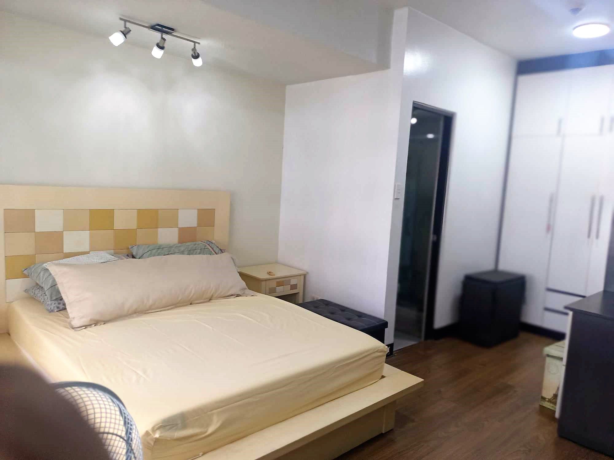 Condo Unit For Rent - Unit 14CD Tower 3 at Manhattan Parkway08