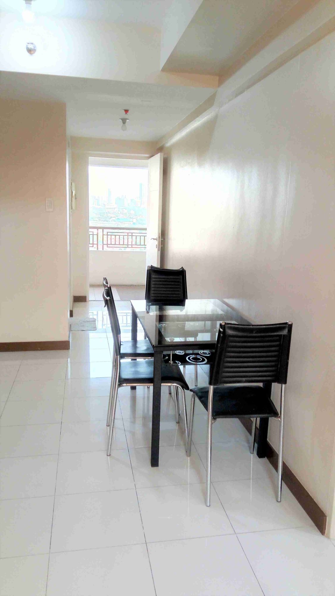 Condo Unit For Rent 18th Floor at One Castilla Place04