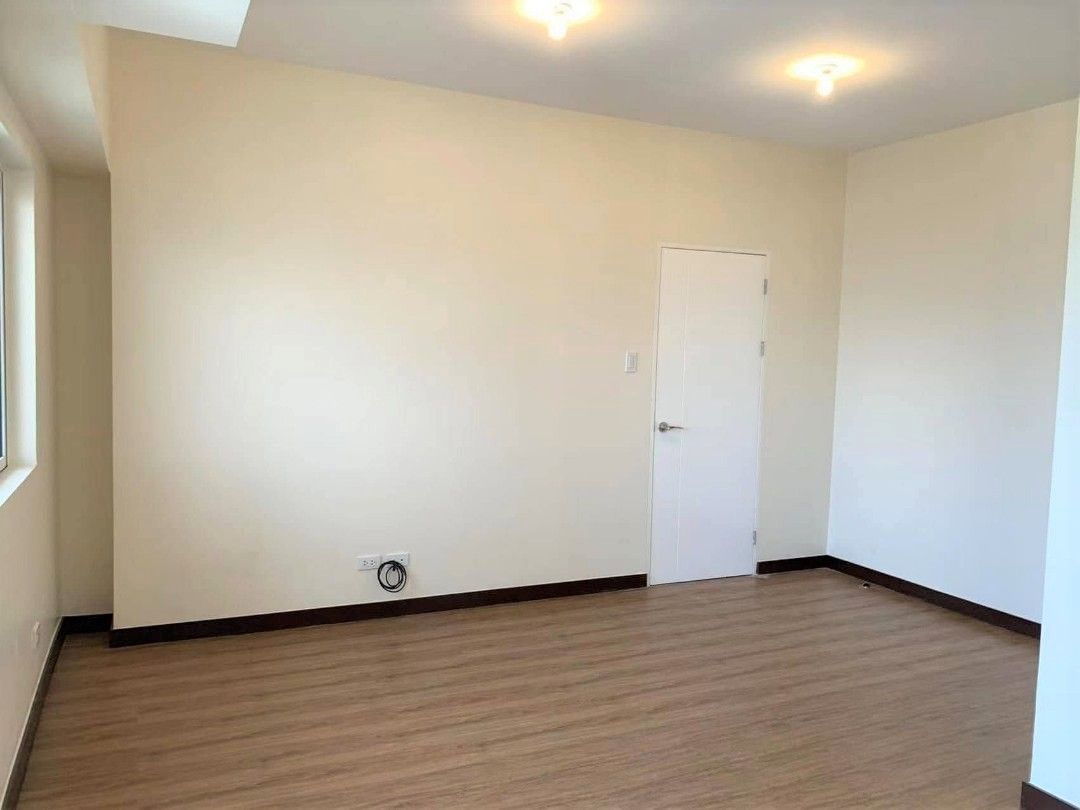 Condo Unit For Rent - 41st Floor at Torre de Manila04