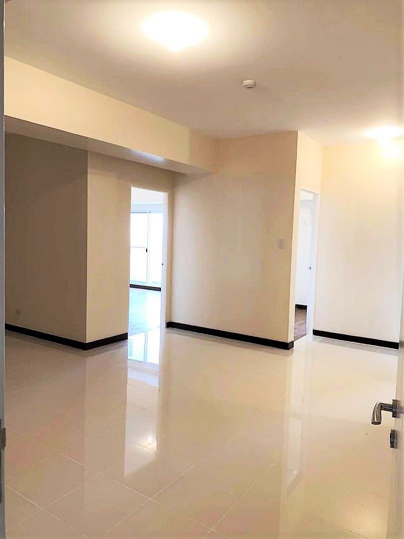 Condo Unit For Rent - 41st Floor at Torre de Manila05