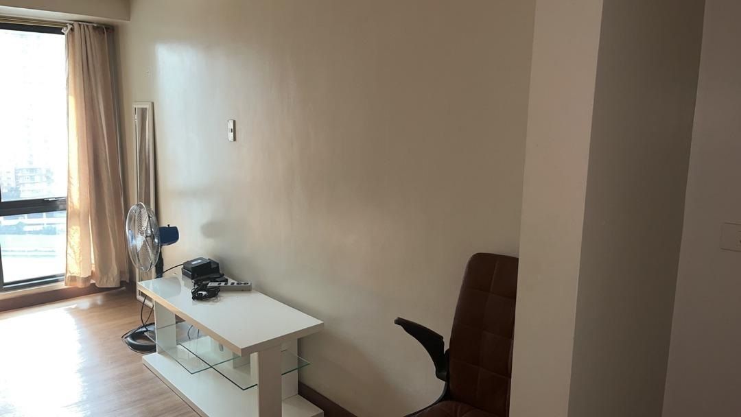 Condo Unit For Rent - 18th Floor South Tower at Flair Towers04