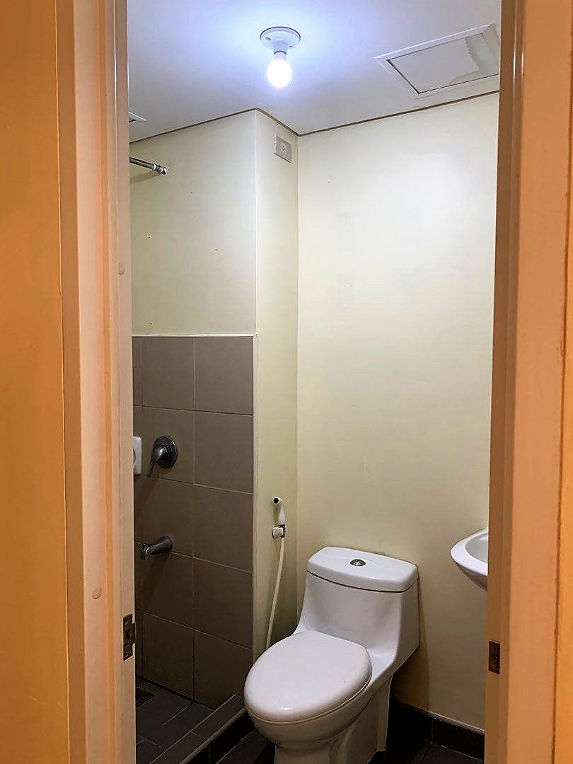 Condo Unit For Rent - 18th Floor Tower 1 at Avida Towers Vita06