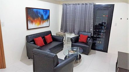 Condo Unit For Rent - Unit 34C at Icon Plaza02