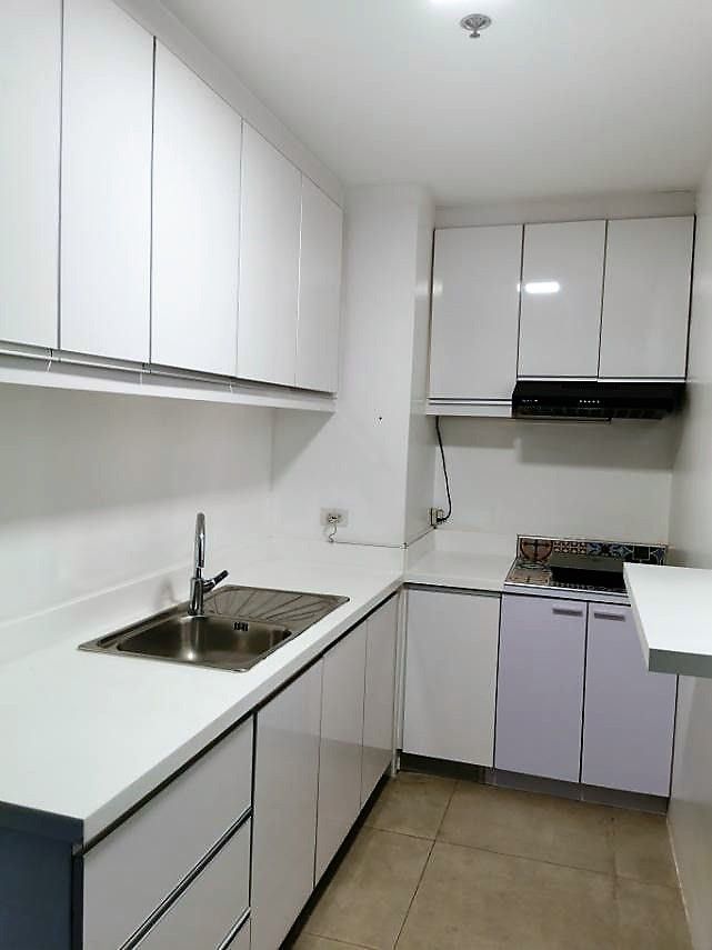 Condo Unit For Rent - 18th Floor at Icon Plaza05