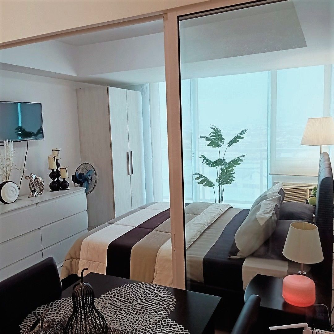 Condo Unit For Rent - 15th Floor St. Tropez Tower at Azure Urban Resort Residences05