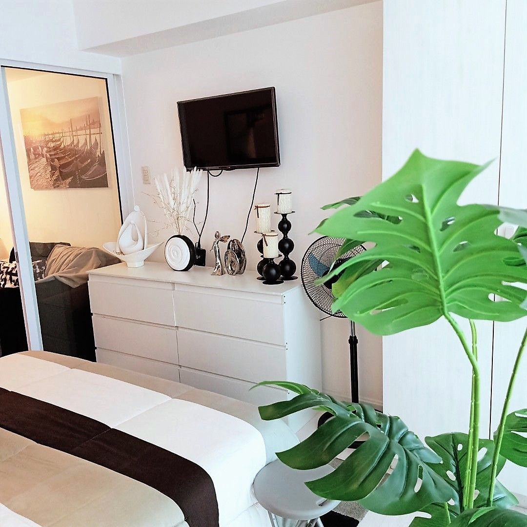 Condo Unit For Rent - 15th Floor St. Tropez Tower at Azure Urban Resort Residences08