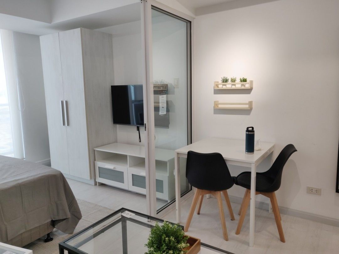 Condo Unit For Rent - 8th Floor St. Tropez Tower at Azure Urban Resort Residences06