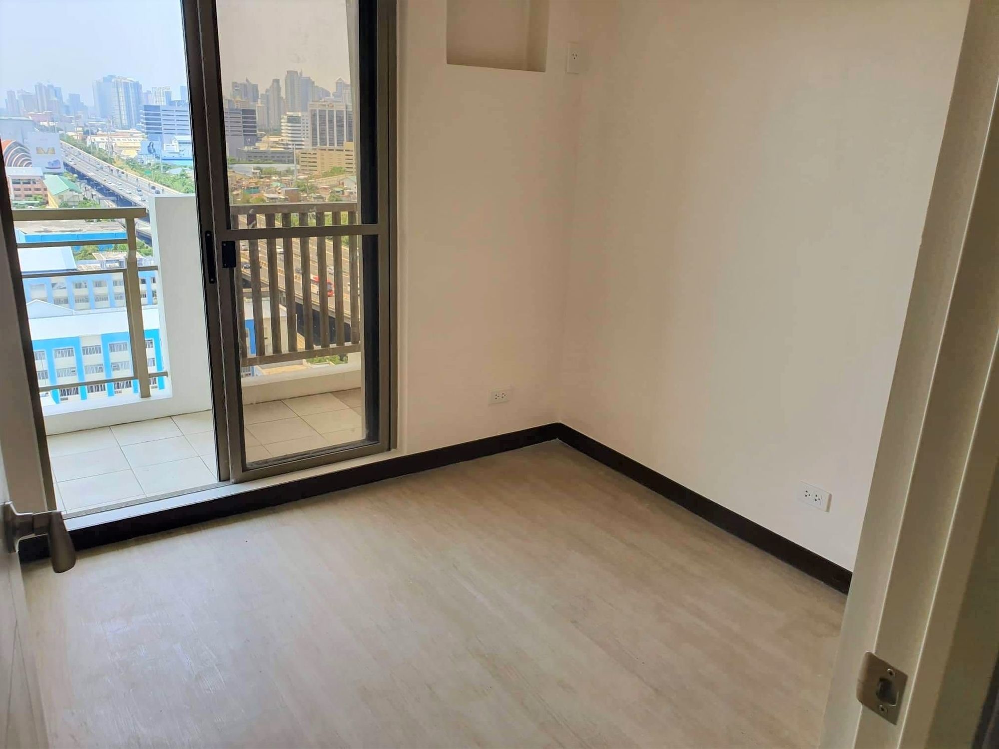 Condo Unit For Rent - Unit 420 at Fairway Terraces06