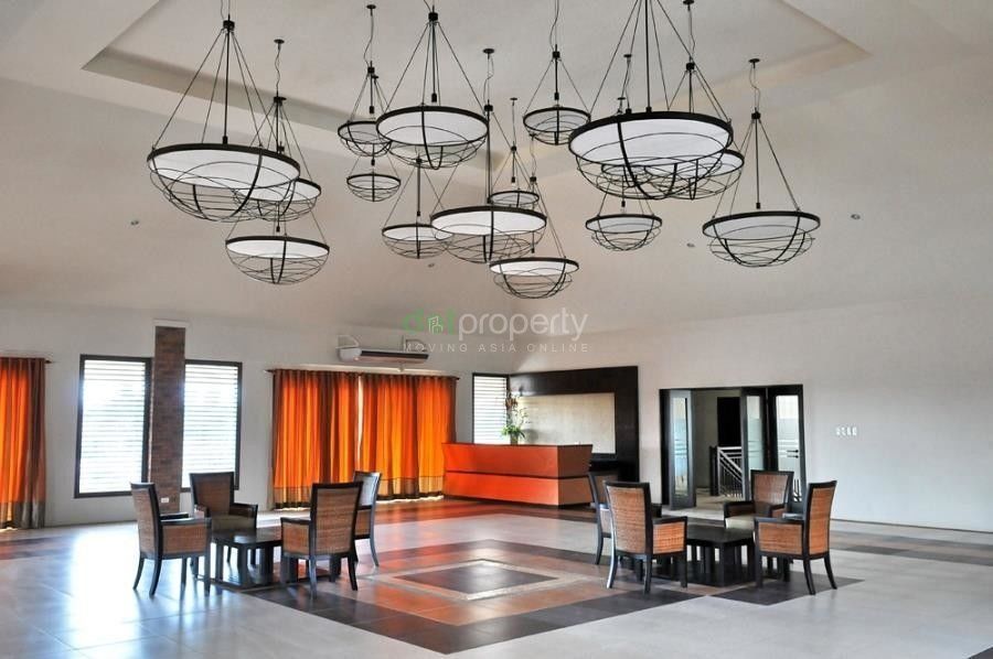 3 Bedroom Bare with Parking For Rent Riverfront Residences Pasig City.03