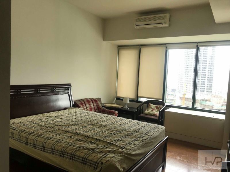 "One Rockwell- Studio, furnished with parking, 27 sqm, Rockwell Center,"04