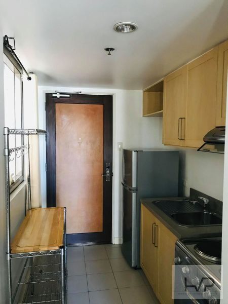 "Joya South- Studio, furnished with parking, 24 sqm, Rockwell Center, M"03