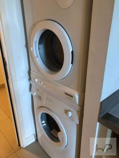 "One Rockwell- Studio, furnished with parking, 28 sqm, Rockwell Center,"01