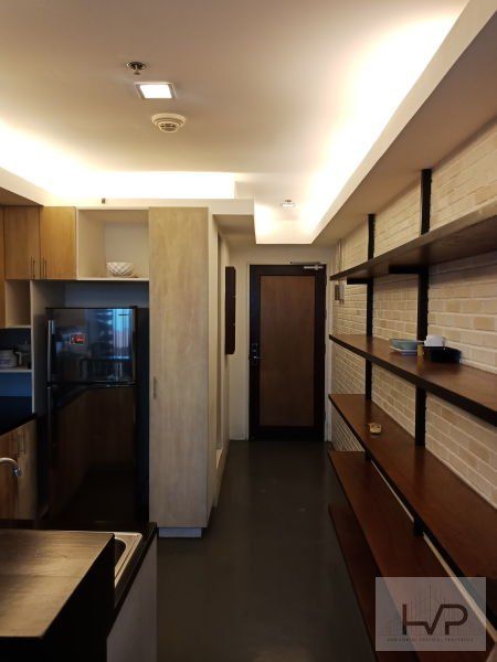 "Joya South - 1BR Loft, 60sqm, Fully furnished w/ Parking, Rockwell Cen"03