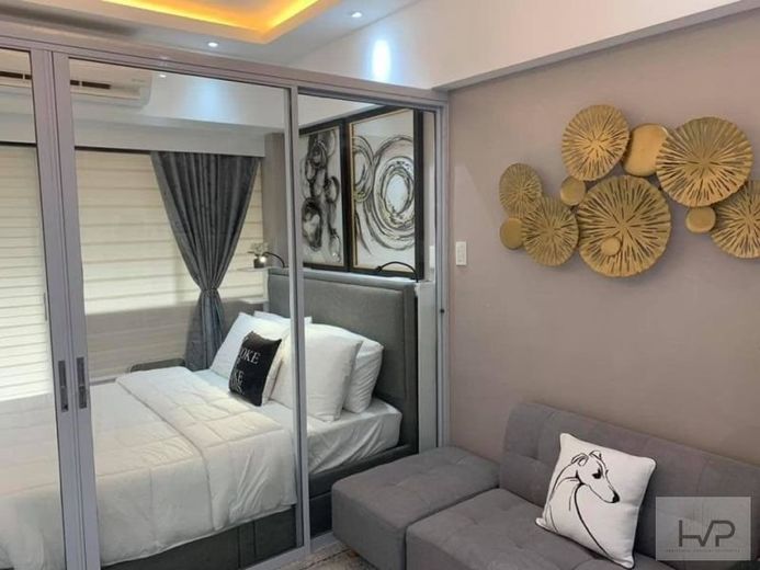 "For Rent: Greenbelt Radissons - Studio, furnished, 34sqm, Legaspi Vill"01