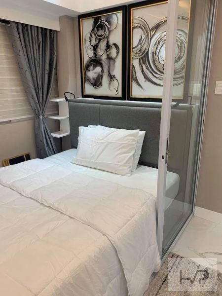 "For Rent: Greenbelt Radissons - Studio, furnished, 34sqm, Legaspi Vill"04