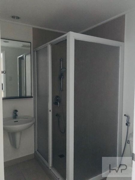 "Joya South- Studio, furnished, 33 sqm, Rockwell Center, Makati City."03