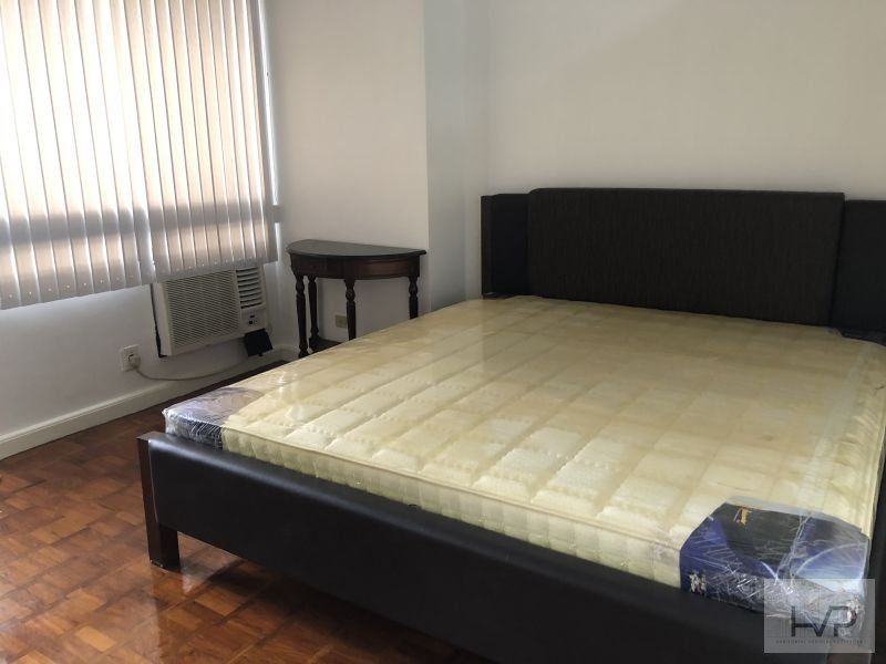 "For Rent: BSA Tower - 1 bedroom, furnished with parking, 51sqm, Legasp"04