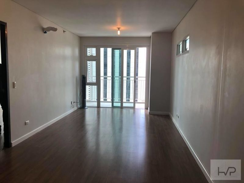 "For Rent: Sequoia Tower in Two Serendra - 1 Bedroom, fully furnished w"04