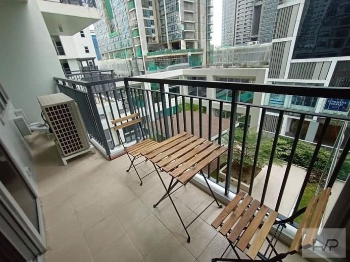 For Rent: Two Maridien Tower BGC - 1BR 64sqm w/ Parking.01