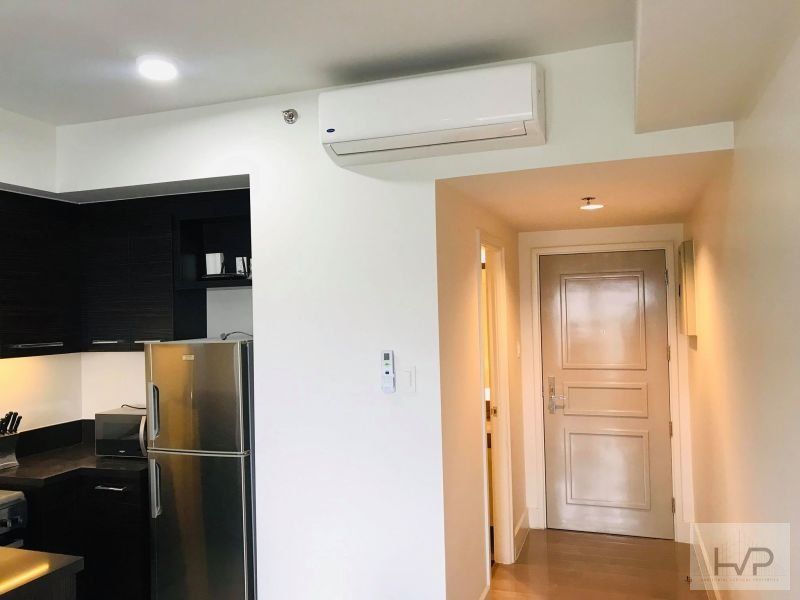 "For Rent: Proscenium, Lincoln Tower - Studio, furnished with parking,"03