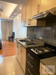 "One Rockwell- Studio, furnished with parking, 27 sqm, Rockwell Center,"02