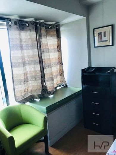 "One Rockwell- Studio, furnished with parking, 27 sqm, Rockwell Center,"01
