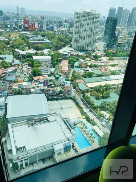 "One Rockwell- Studio, furnished with parking, 27 sqm, Rockwell Center,"04