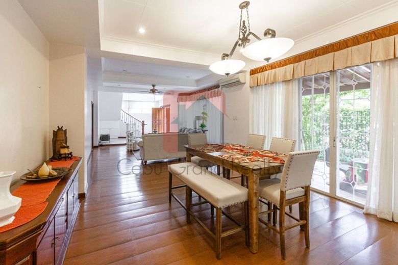 4 Bedroom House for Rent in Maria Luisa Park.01