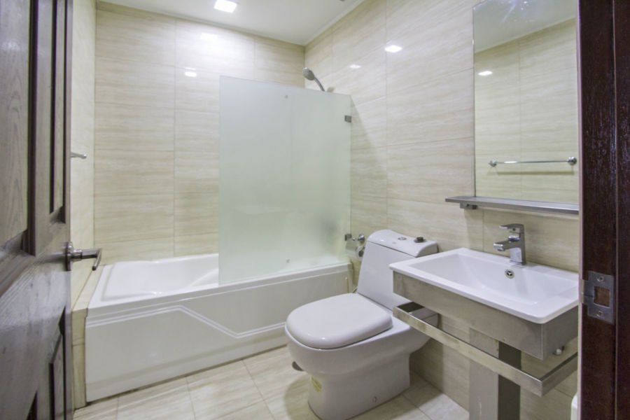 2 Bedroom Condo for Rent in Avalon Condominium.04