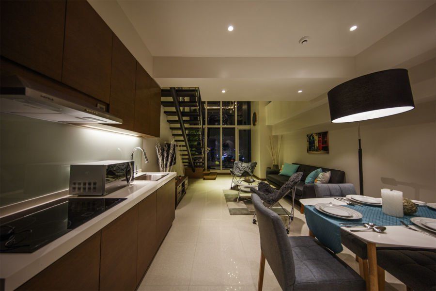 Spacious 1 Bedroom Loft with Balcony for Rent in Cebu Business Park.04