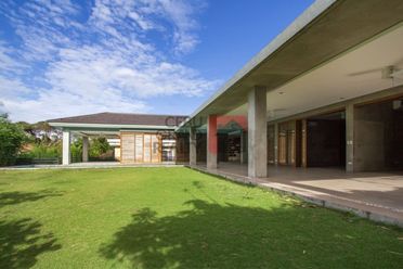 Spacious 4 Bedroom House for Rent in North Town Homes.02