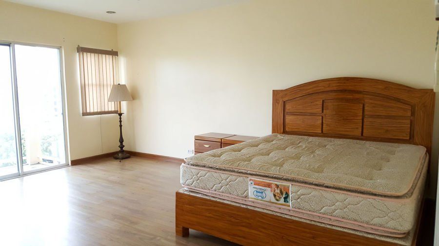 Spacious 4 Bedroom House for Rent in Cebu City Banilad.04