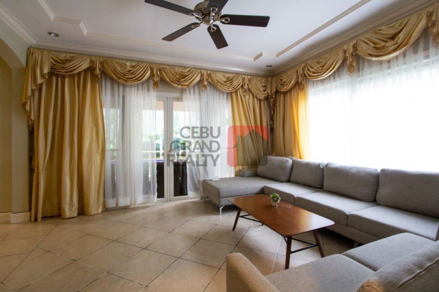 4 Bedroom House for Rent in Maria Luisa Park.03