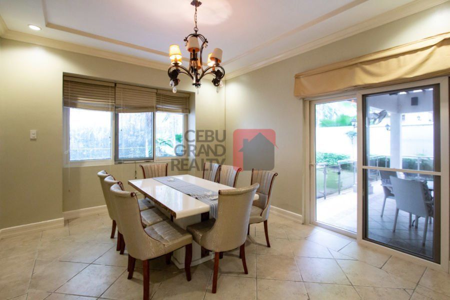4 Bedroom House for Rent in Maria Luisa Park.04