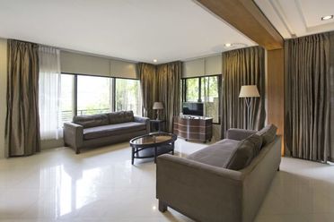 4 Bedroom House for Rent in Cebu Maria Luisa.02