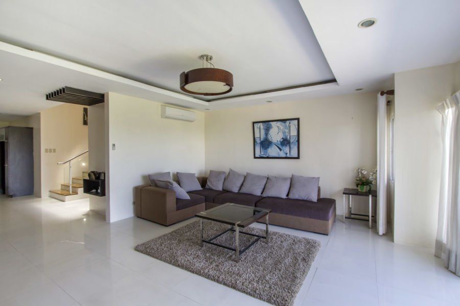 4 Bedroom House for Rent in Banilad.03