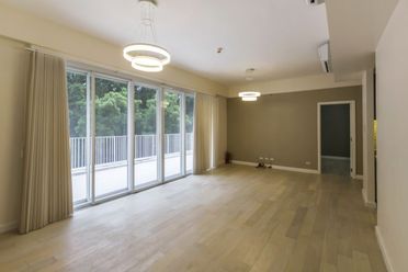 New 3 Bedroom Condo for Rent in 32 Sanson..02