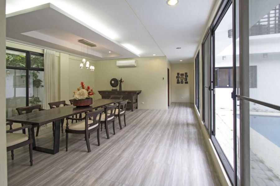 4 Bedroom House for Rent in Maria Luisa Park.03