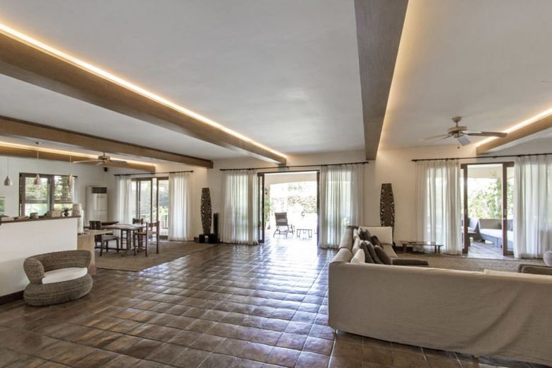 Spacious 5 Bedroom House for Rent in North Town Homes.01