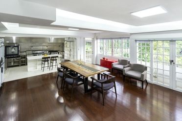 Renovated 4 Bedroom Penthouse for Rent near Cebu IT Park.02