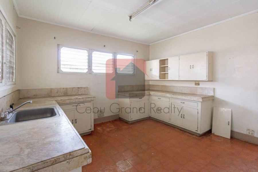 Unfurnished 4 Bedroom House for Rent near Cebu IT Park.03