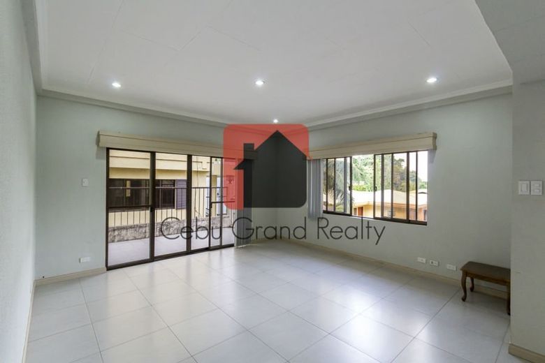 4 Bedroom House for Rent in Maria Luisa Park.01
