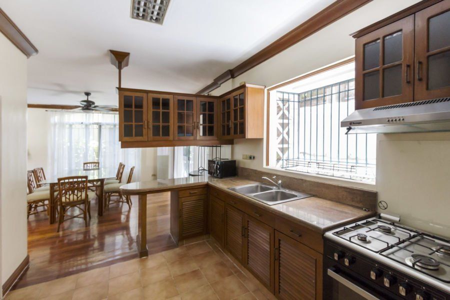 Furnished 3 Bedroom House for Rent in Banilad.04