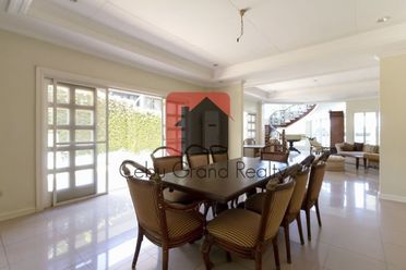 Large 5 Bedroom House for Rent in Maria Luisa Park.02